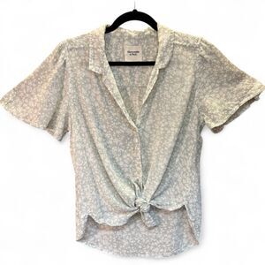 Abercrombie & Fitch Dusty Floral Oversized Button Up T-Shirt size M